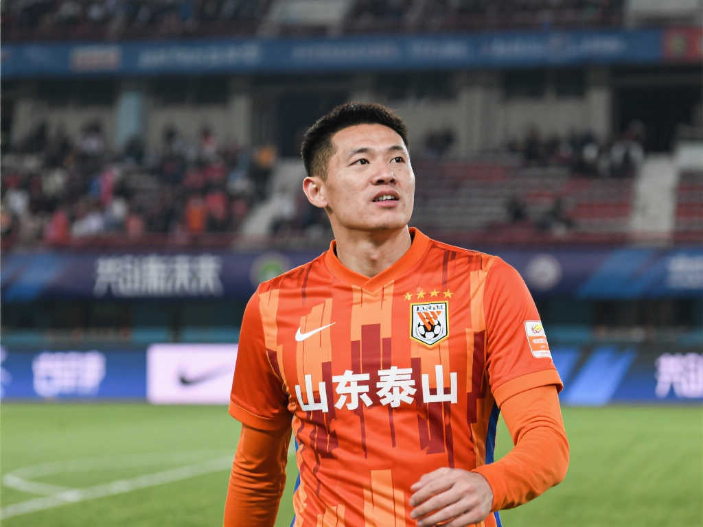 轻才俊