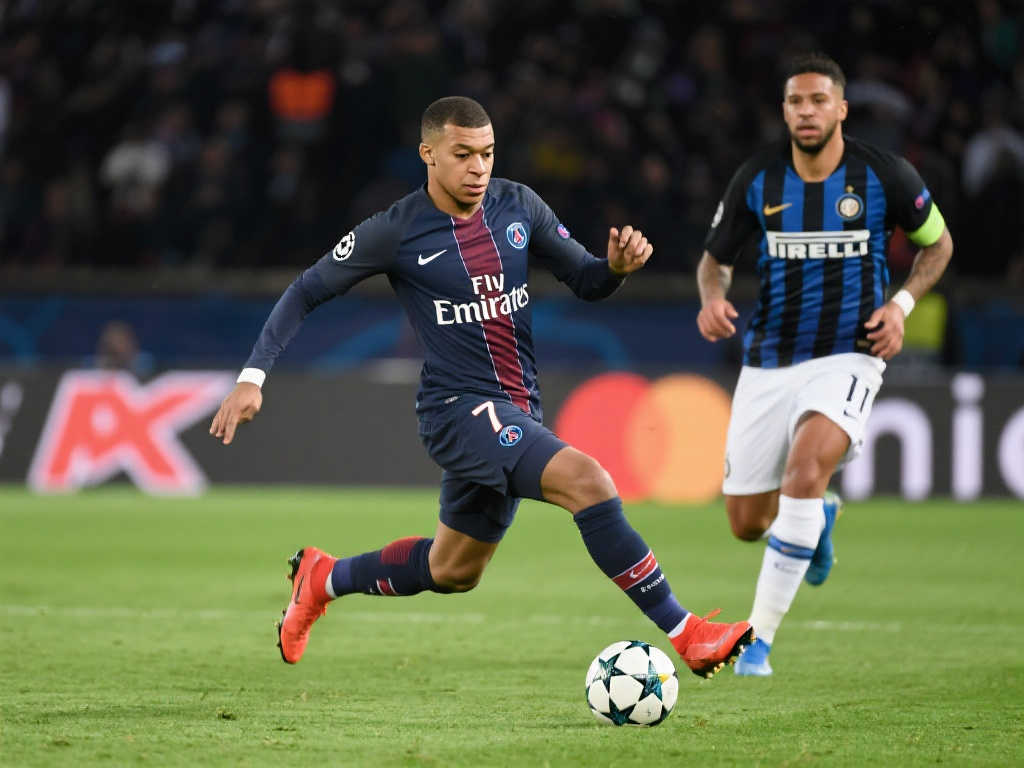 隨著歐足聯 隨著歐足聯